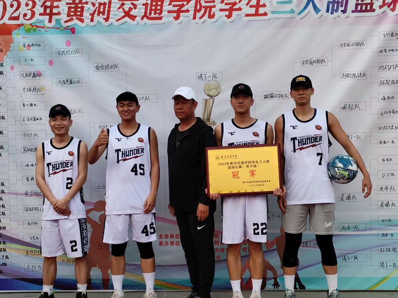 73_副本.jpg 73_副本.jpg