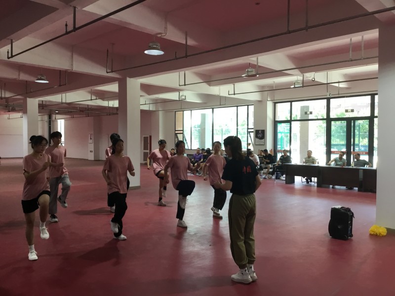 7.14磨课照片1_副本.jpg 7.14磨课照片1_副本.jpg